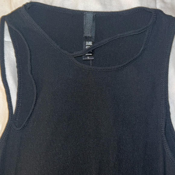 SKIMS Cut Out Dress - Picture 2 of 3